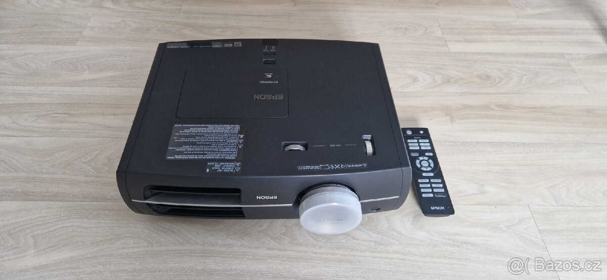 Projektor FullHD Epson EH-TW5500

