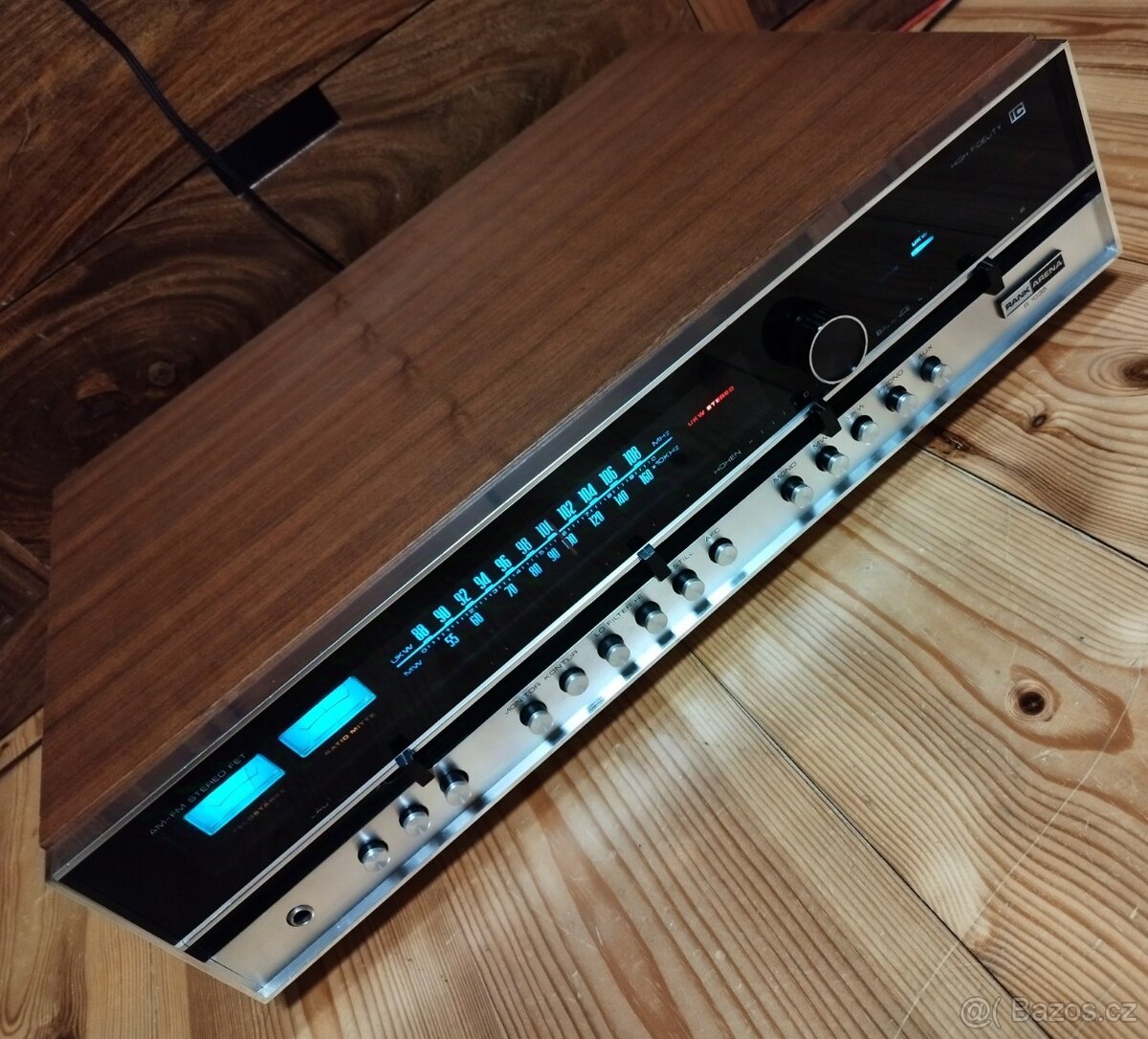 Stereo receiver RANK ARENA R-1035 (Made in Denmark, 1972)