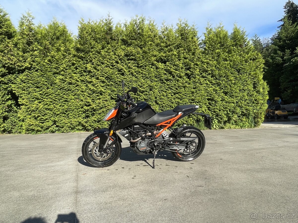 Ktm Duke 2017