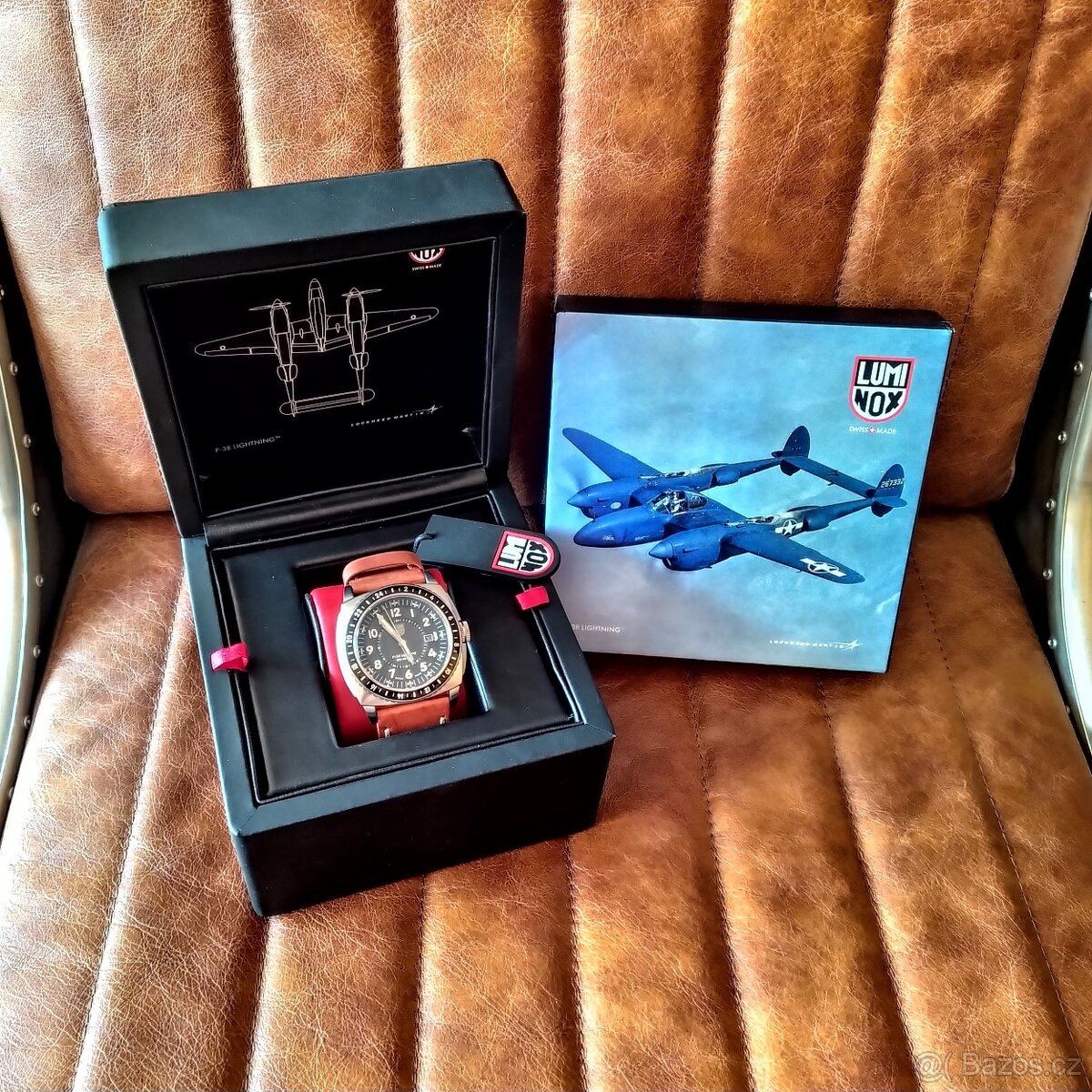 Letecké hodinky Luminox P-38 Lightning