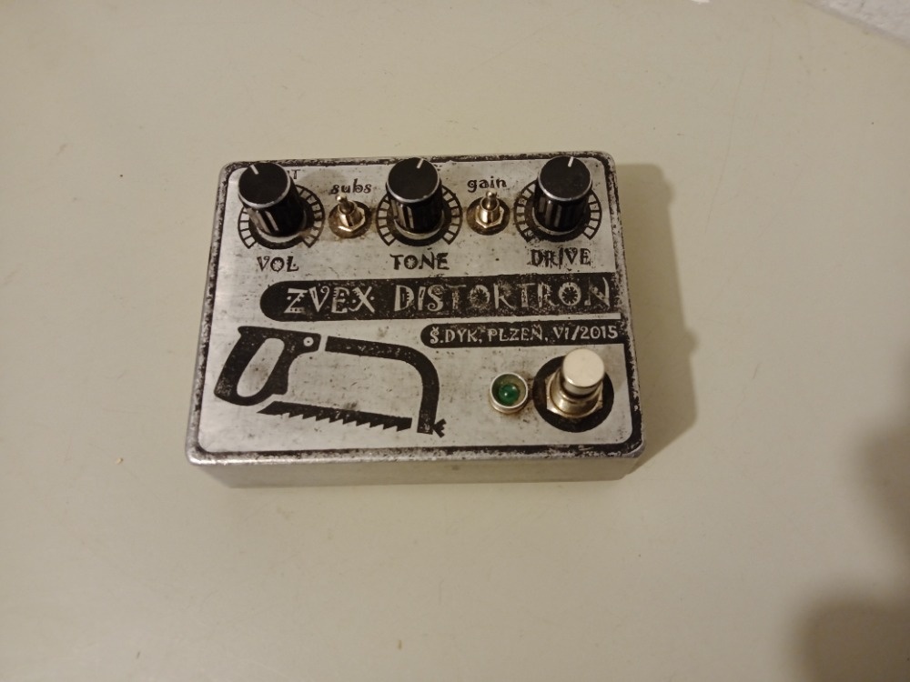 Zwex (Zvex) boutique distortion