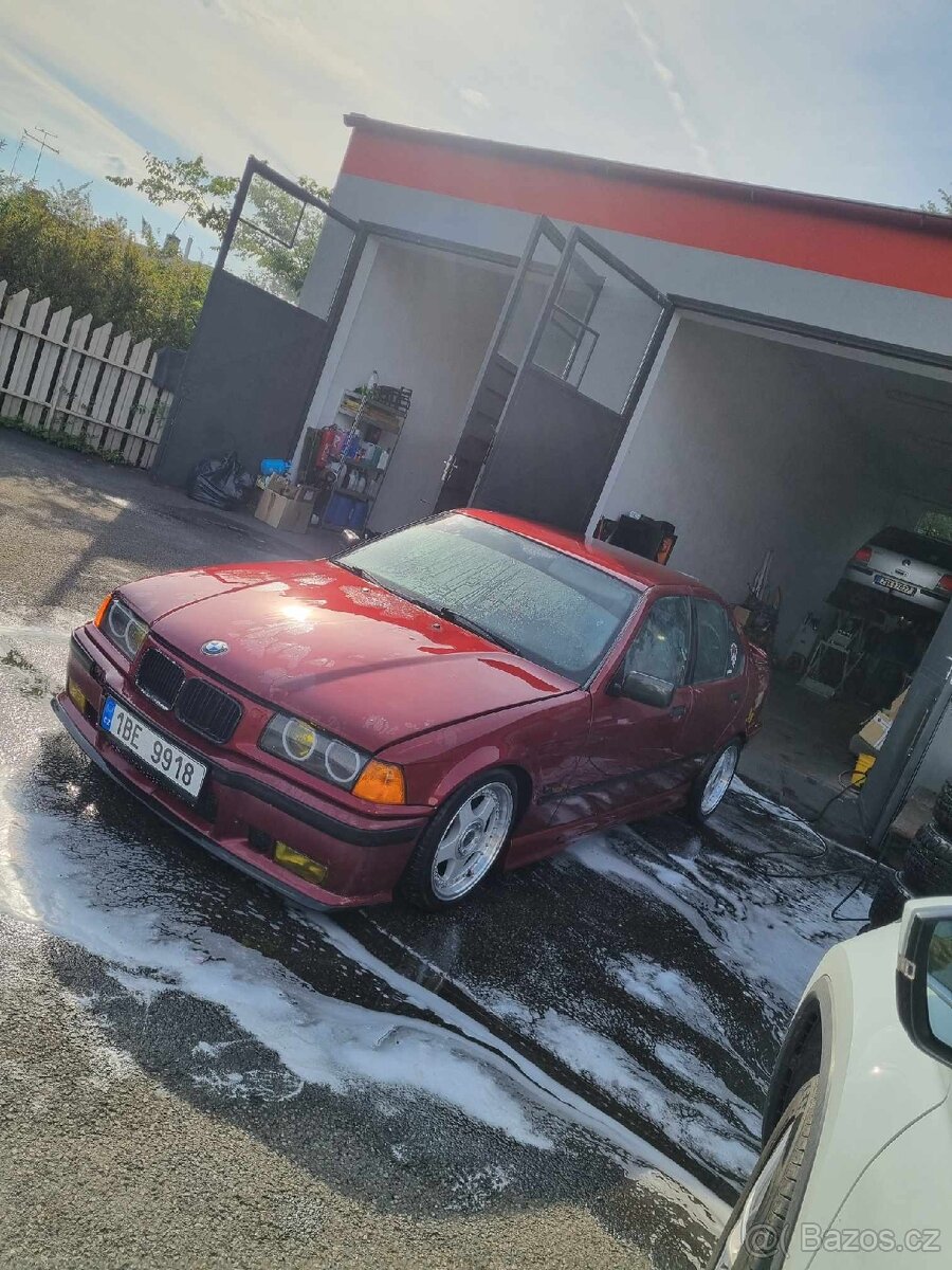 BMW e36 325 swap z318i