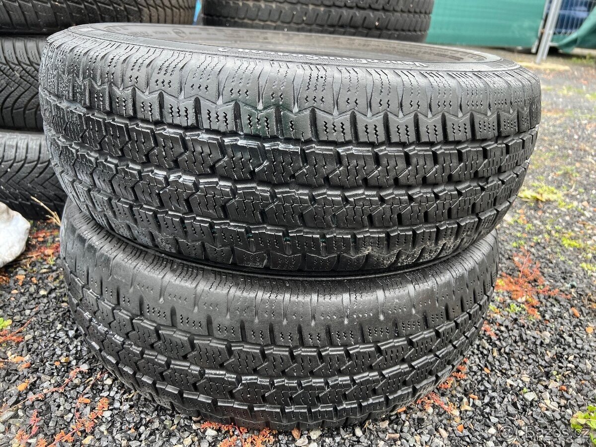 205/65 R16C 107/105T Continental Vanco Four Season