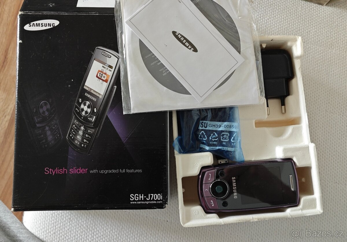 Samsung j700i vysuvacka - jako nová, komplet v krabici