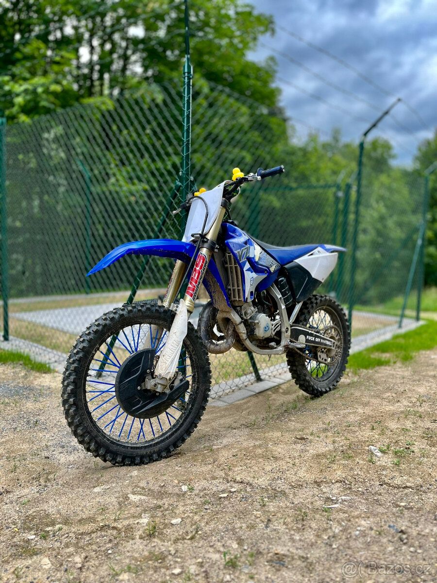 Yamaha YZ 125