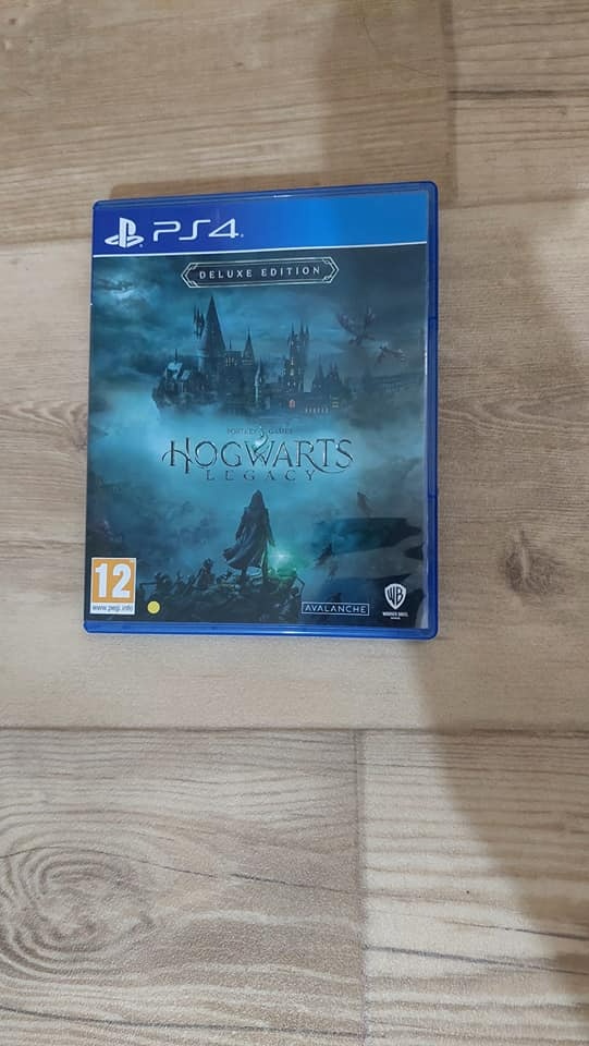 Hogwarts Legacy PS4, deluxe ed.