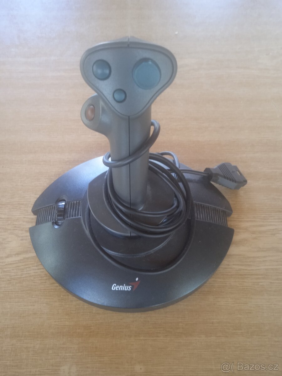 Joystick na PC i PlayStation