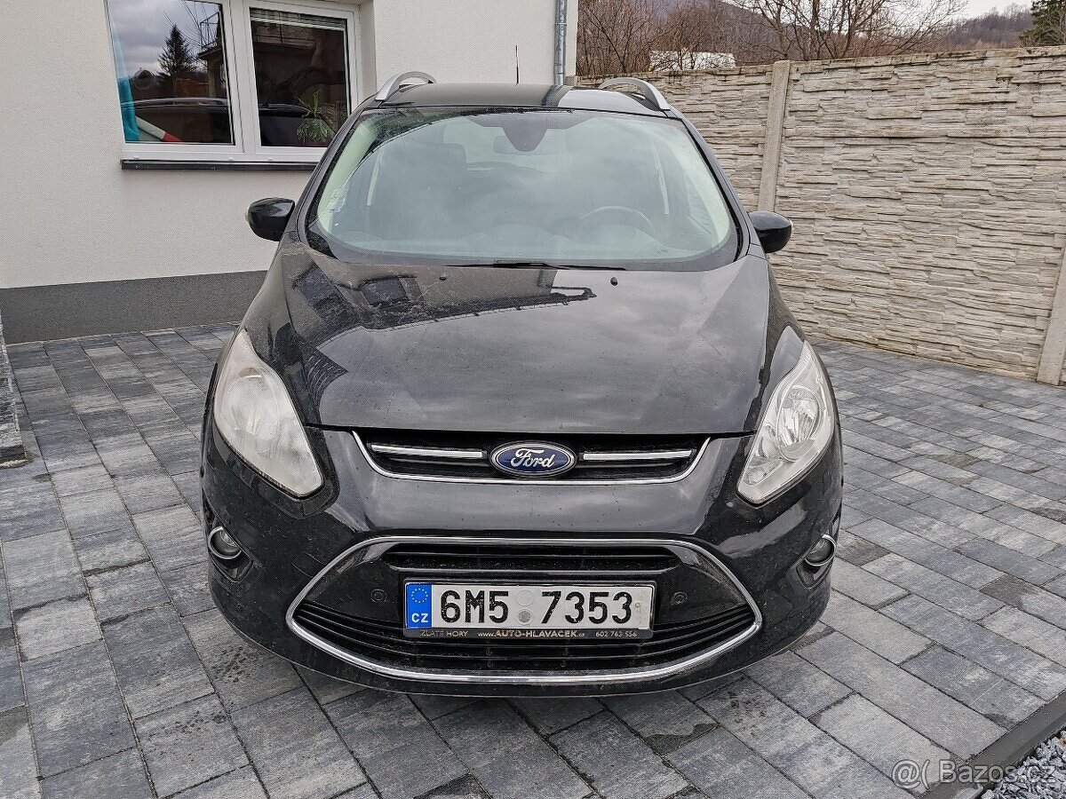 Ford C-max Grand 2.0TDci ,04/2015,7 mís,tažné