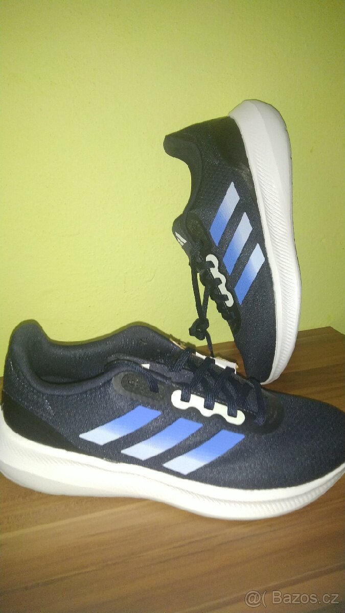 Tenisky Adidas 42, 44 a 45