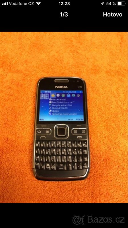 Nokia E72 v pěkném stavu, plně funkční