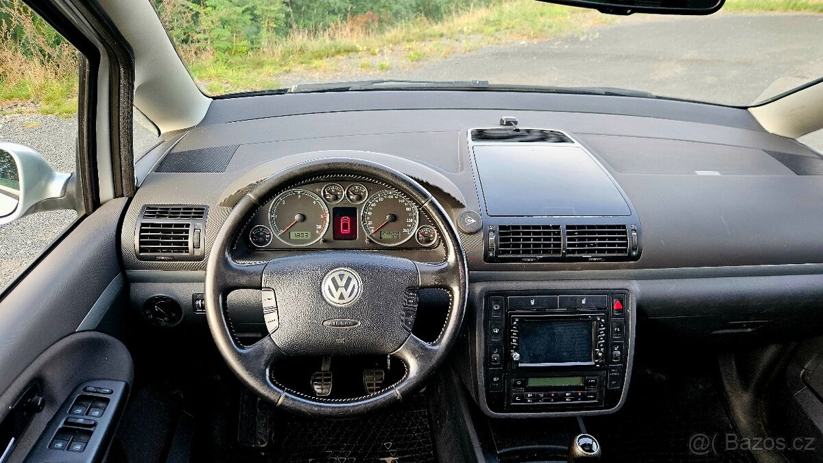 VOLKSWAGEN SHARAN TDi 2008