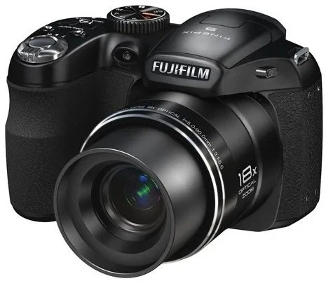 FUJIFILM FinePix S2980 + pouzdro + 2GB SDkarta