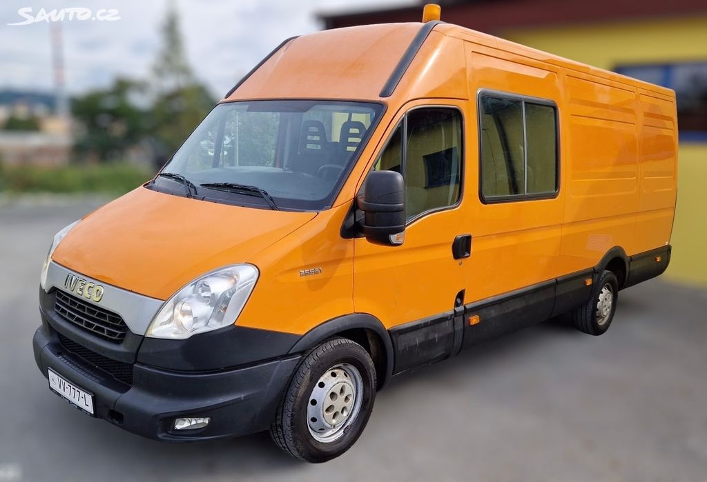 Iveco Daily 3,0 35s21 6 míst r.v. 2014