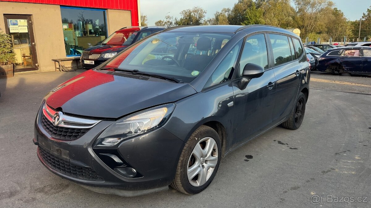 269.Opel Zafira C 2.0cdti A20DT Na náhrdaní díly