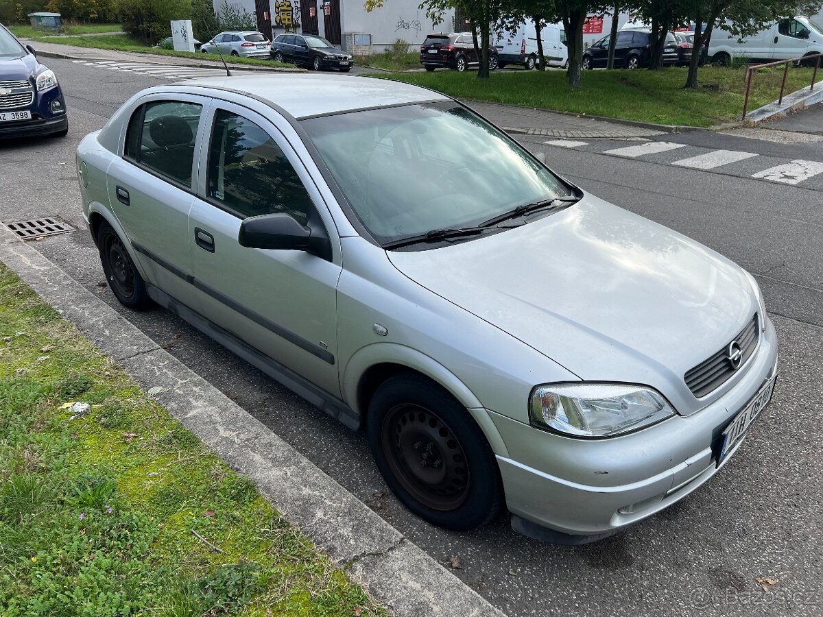 Opel Astra G Classic II Hatchback 1.4