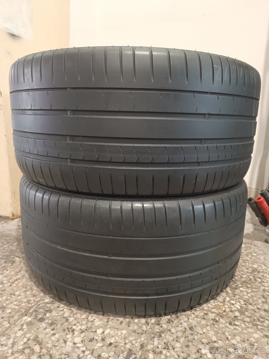 Letní pneu 315/30/22 Pirelli P Zero, rok výroby 2019,v perf
