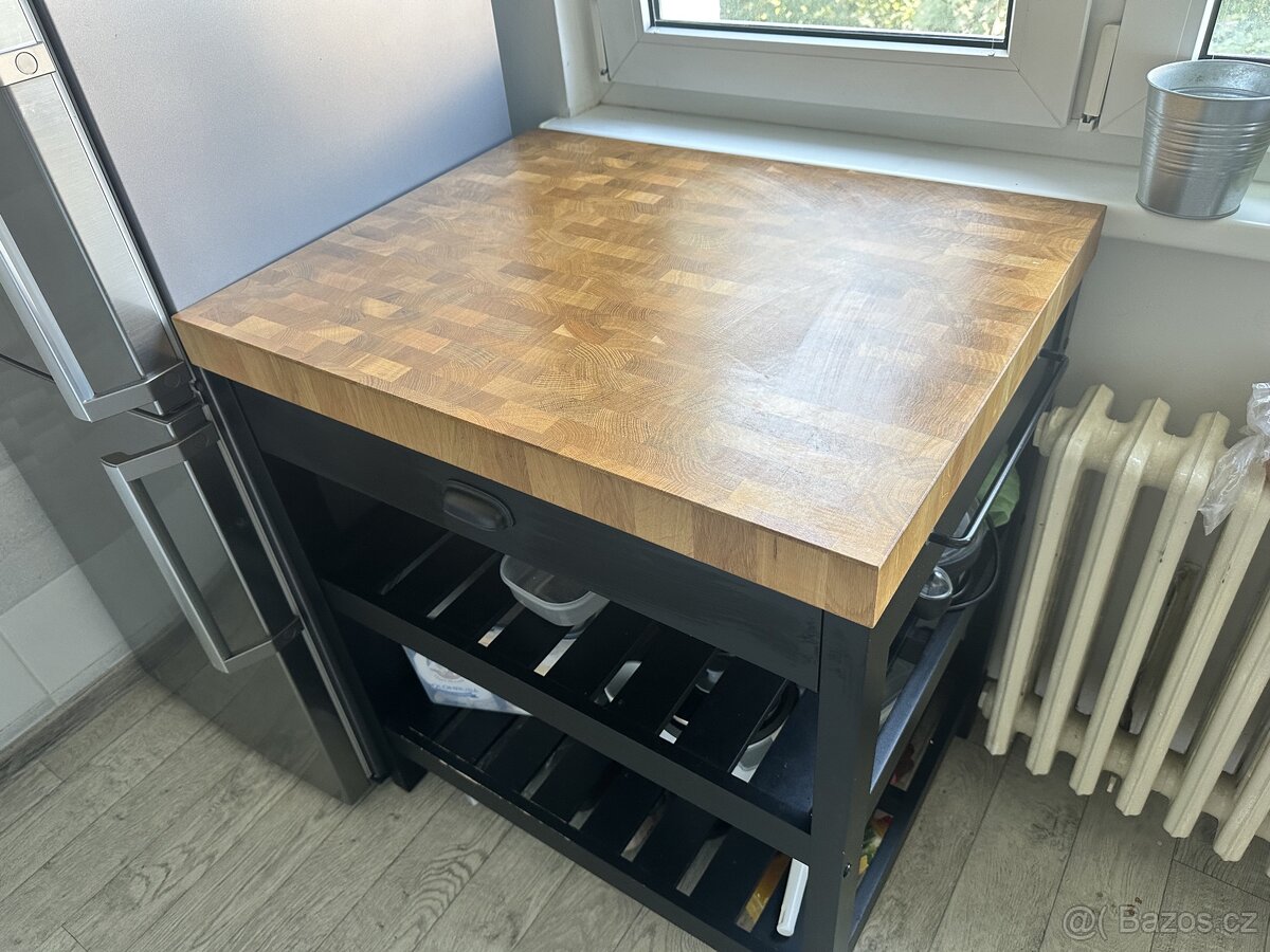 Kuchyňský ostrůvek IKEA