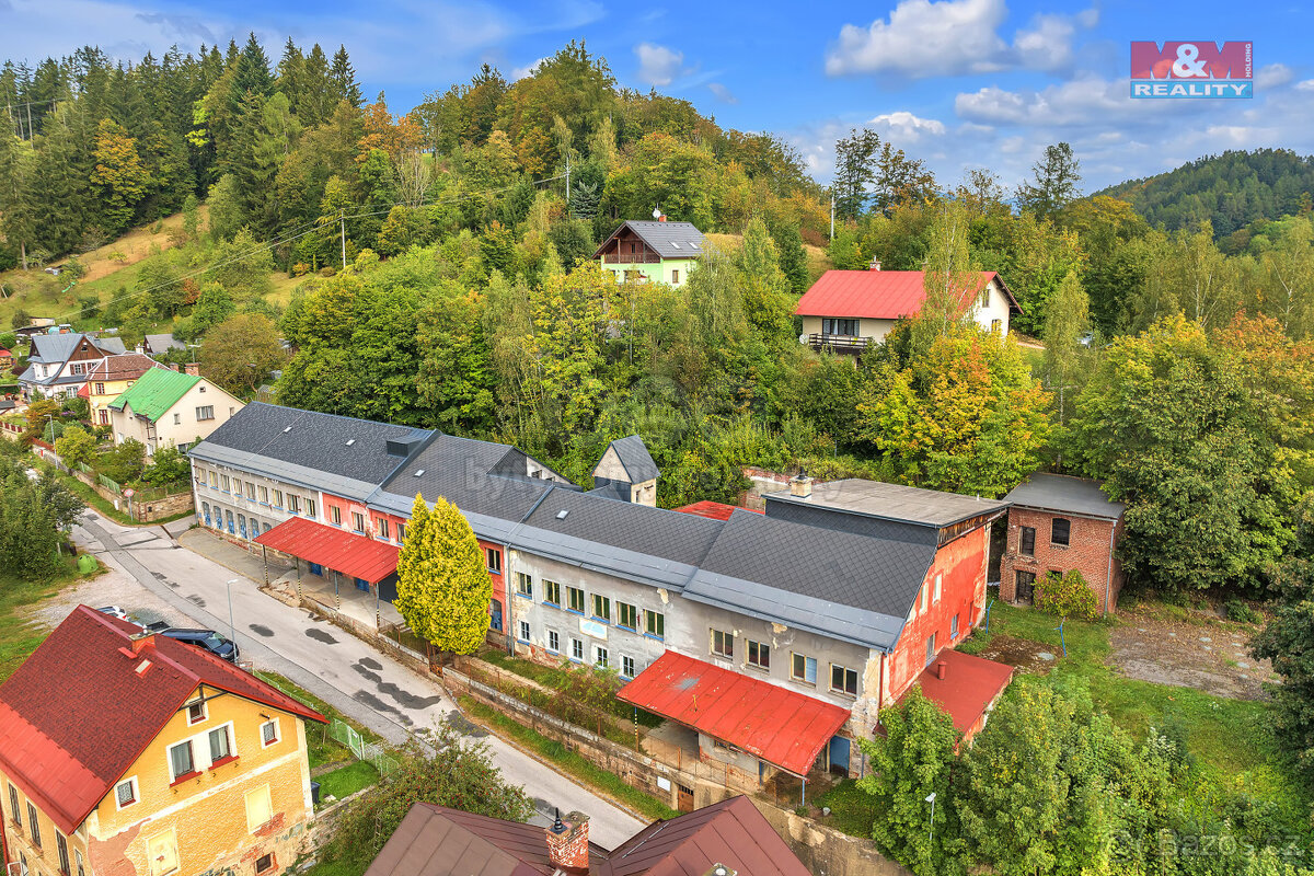 Prodej obchodního objektu, 3288 m², Svoboda nad Úpou