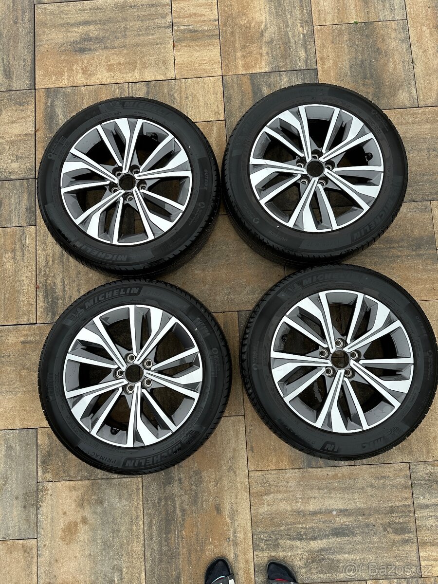 ALU KOLO ČERNÉ 17" - 508 (R8) - Peugeot