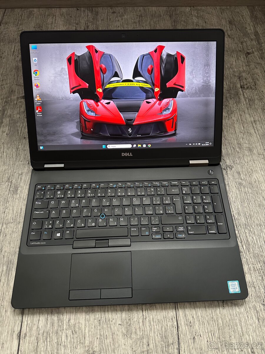 Notebook DELL- i5/16GB/SSD/WIN11/FullHD