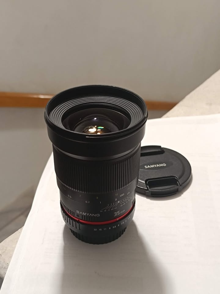 SAMYANG 35 mm f1.4 AS pro Canon EF