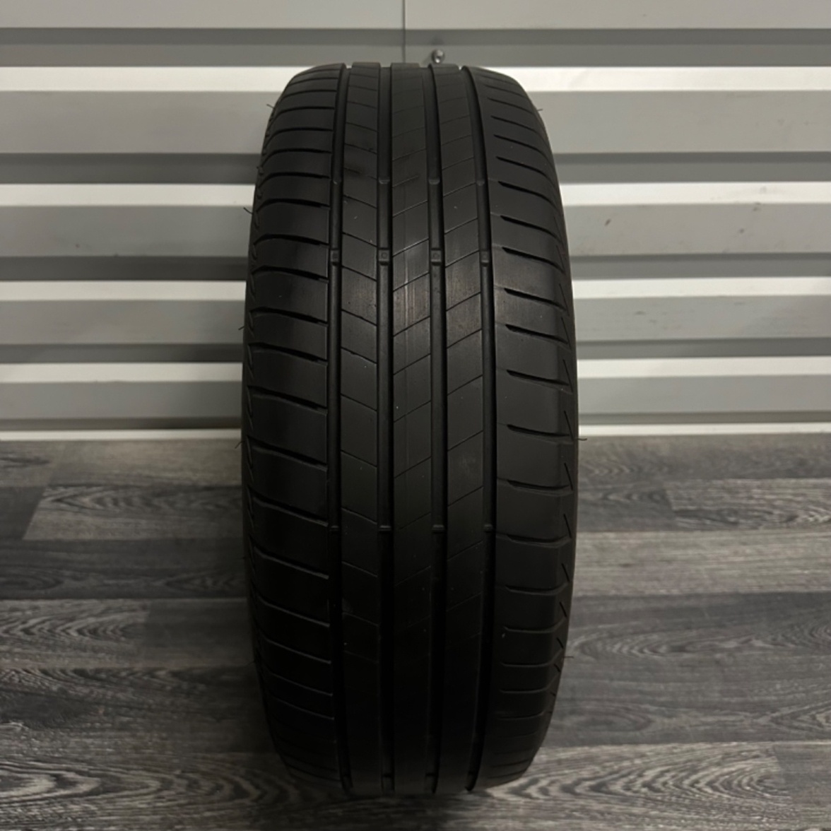 1ks pneu 205/60/16 BRIDGESTONE