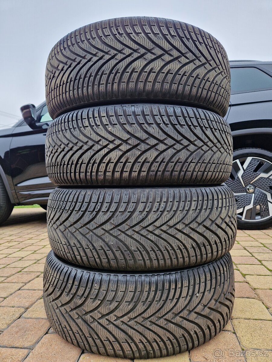 4ks zimní 215/55 r17 BFGoodrich G-FORCE WINTER2