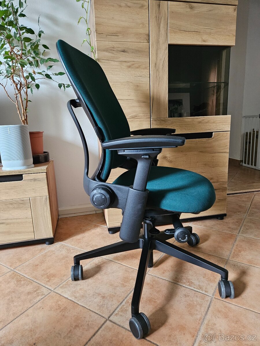 Steelcase leap V2 kancelářská židle ergonomická