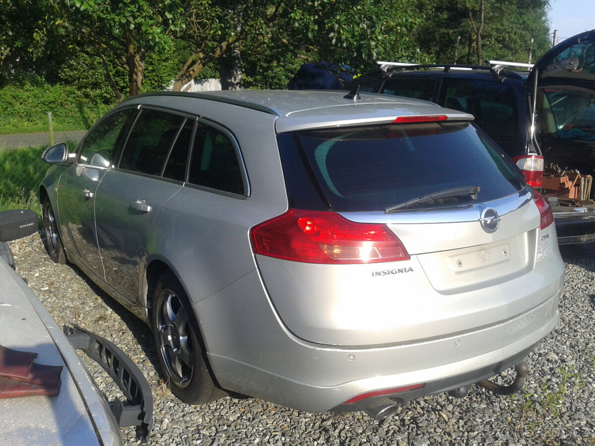 OPEL INSIGNIA 2d ,118kw,r.v. 2009