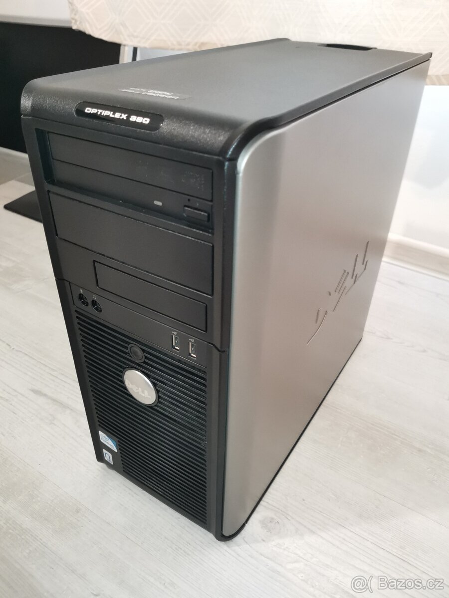 DELL, Core 2Duo E8400 3.0 MHz, 4GB RAM DDR3, ATI 5450 512MB