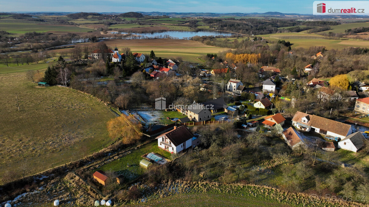 Prodej novostavby vícegeneračního rodinného domu v Bystřici 