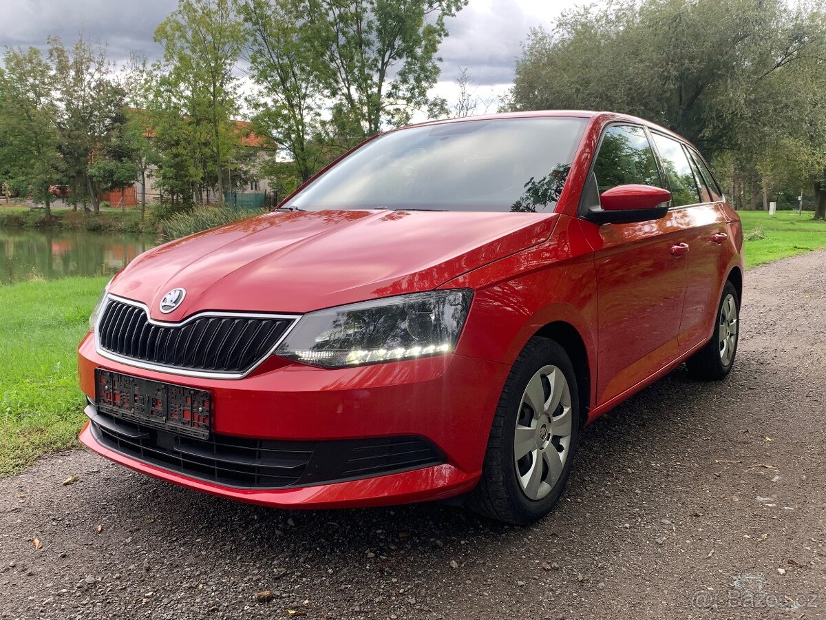 Škoda Fabia combi 1.2 tsi 66kw LED, Tažný, klima..