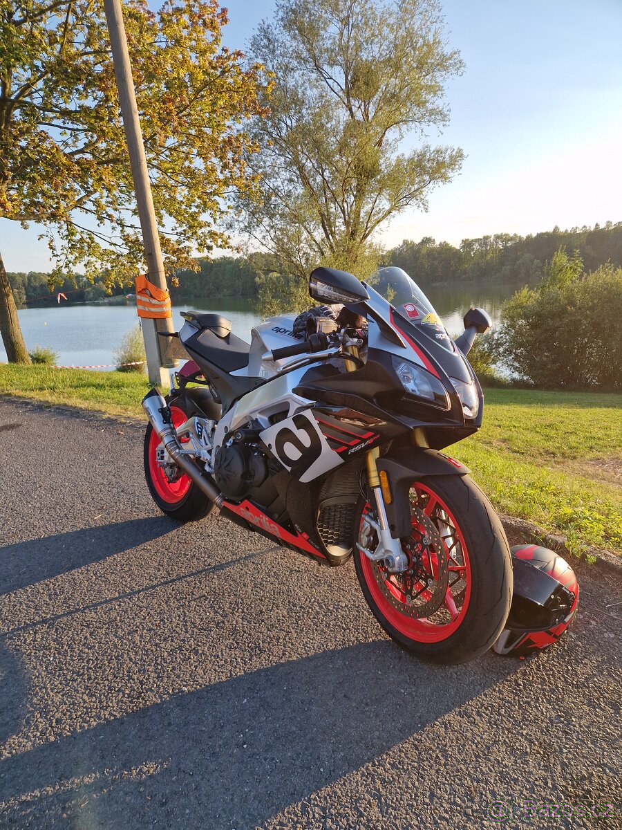 Aprilia RSV4 RR