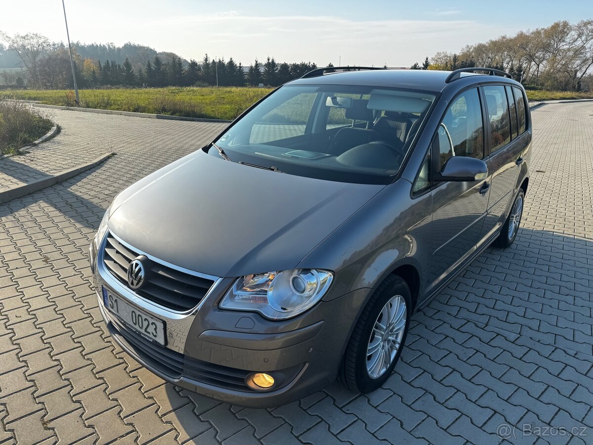 Volkswagen Touran 1.9TDI 77Kw DSG