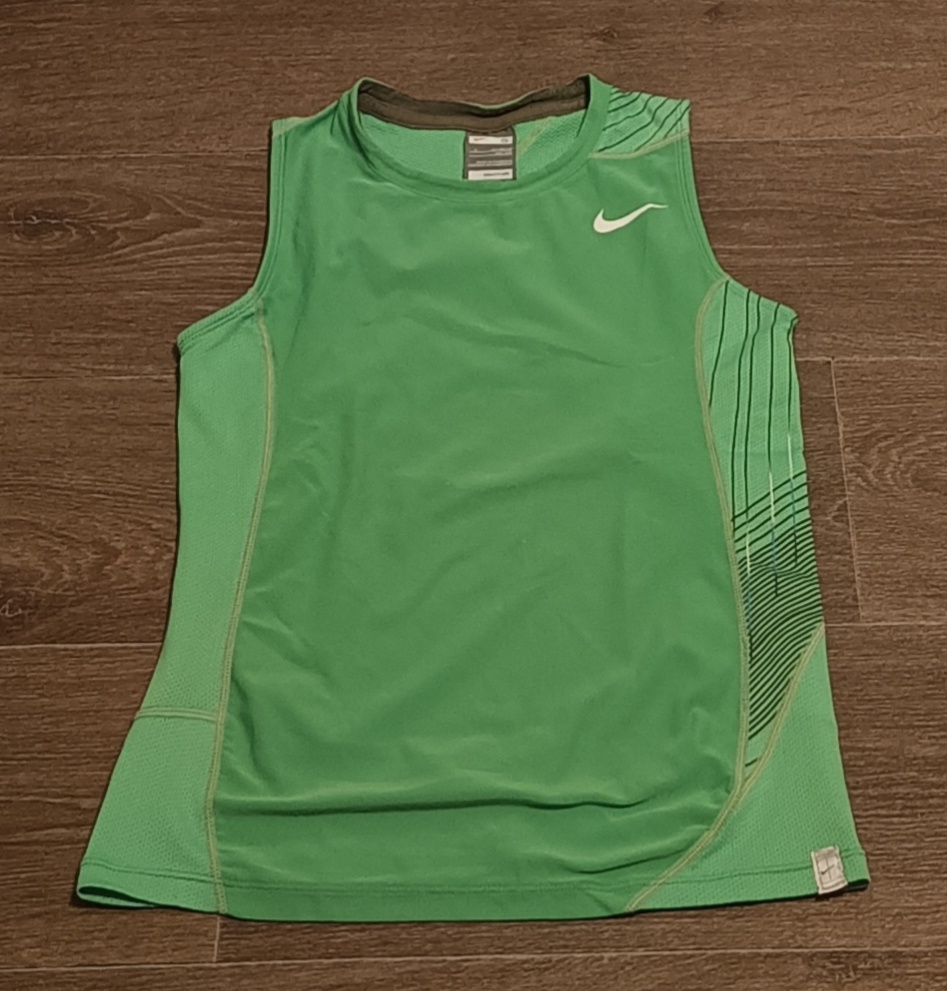 Dětské tílko Nike vel. S 128/140