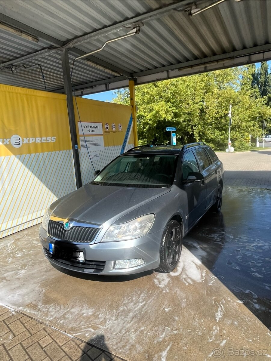 Škoda Octavia Combi facelift 2012 2.0 tdi 81kw