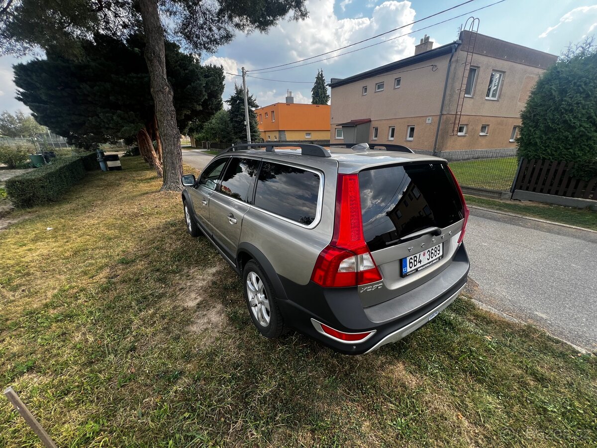 Volvo XC70 T6