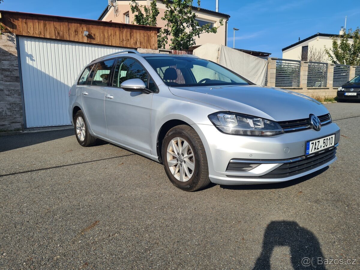 ✅ VW GOLF combi 1,6TDi, 85kW, BMT, 2020, pův. cena 700t.Kč