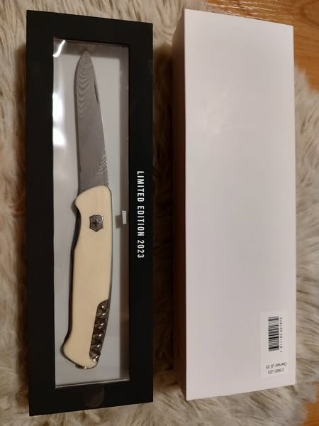 VICTORINOX RANGER 55 MIC DAMAST LIMITED EDITION 2023