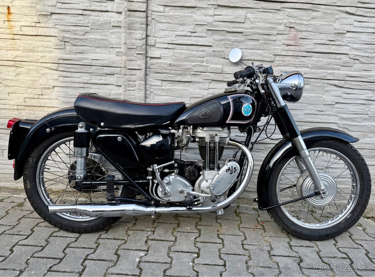 AJS M16 350 OHV z roku 1955