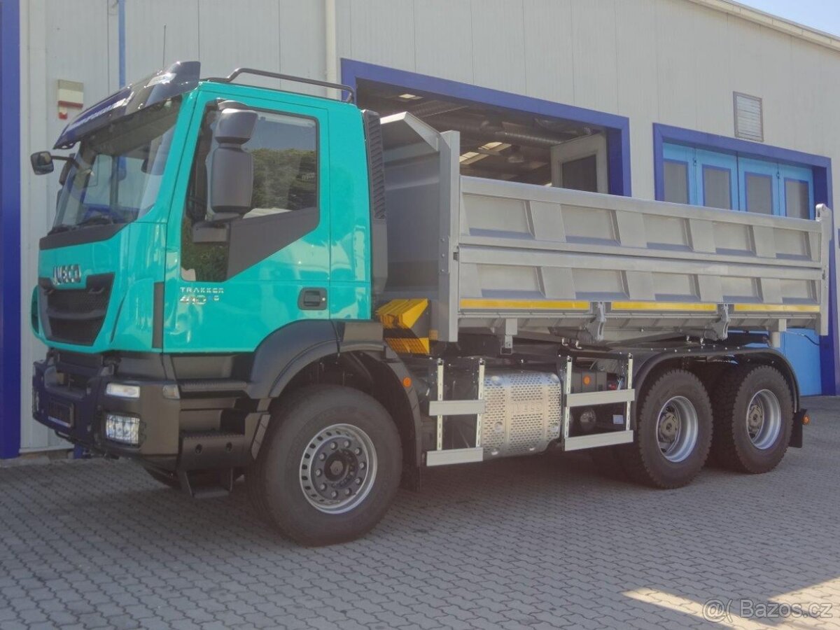 Sklápěč Iveco TRAKKER 410 (460 CHIP), 6x4 , EURO 6