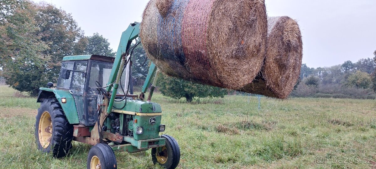 John Deere 3130