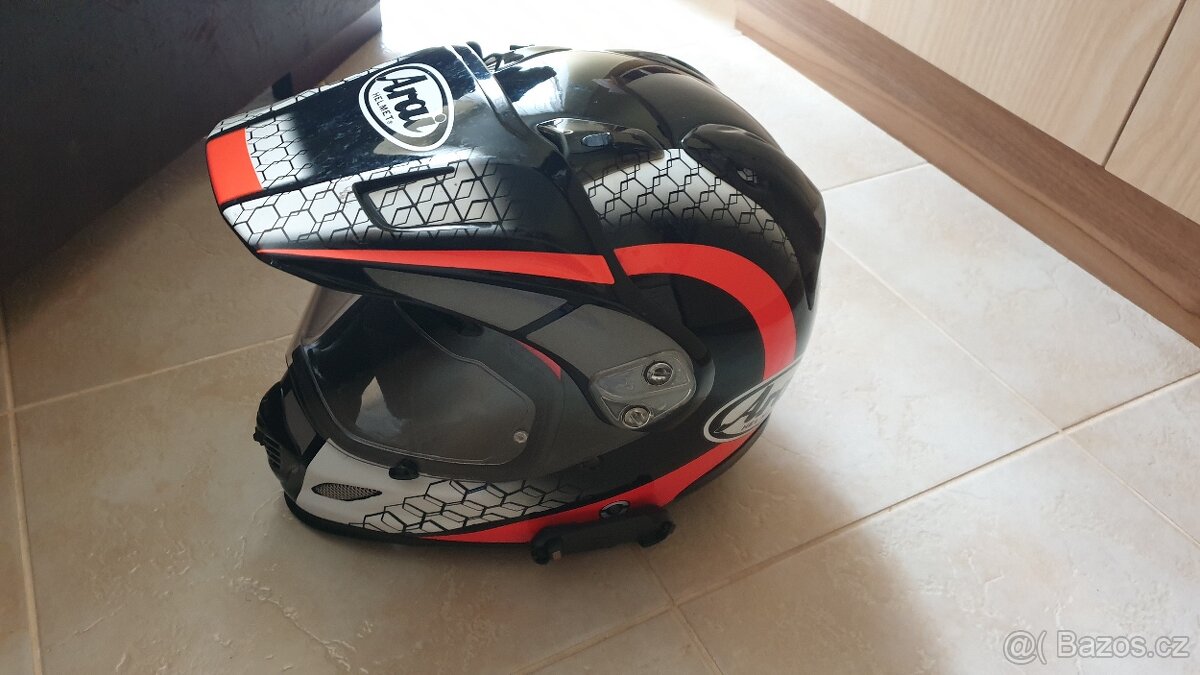 ARAI TOUR X4