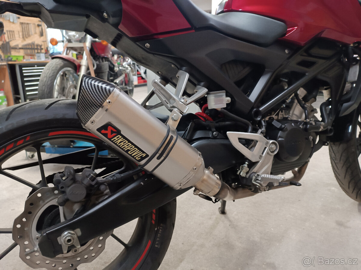 Laděný výfuk Akrapovič Honda CB125 r