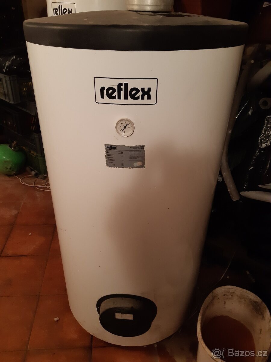 Reflex S 300 - 2 solární zásobníkový ohřívač (300 litrů)
