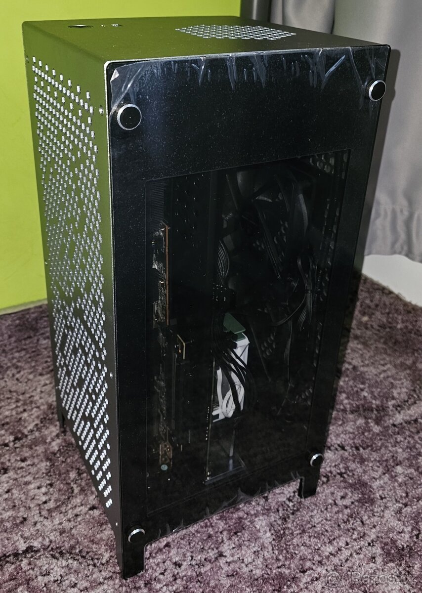 Herní PC,Ryzen R7 7840HS(8c,16t),64Gb RAM,2TB SSD,RX 6700XT