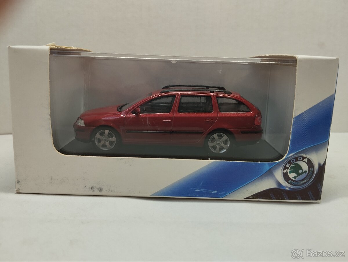 Škoda Octavia combi II 1:43 Abrex