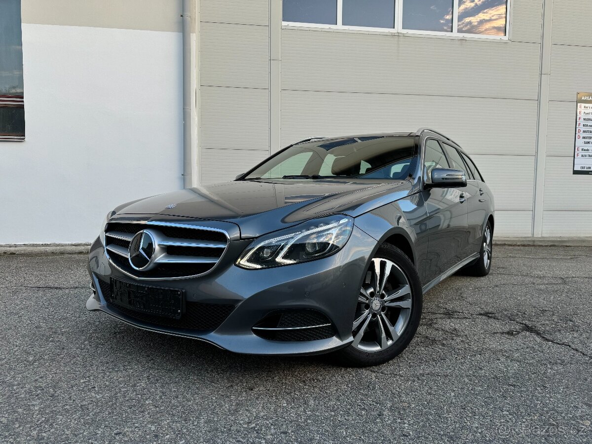 Mercedes-Benz E350 190kW 4matic W212 Face,LED,Ambient,Vzduch