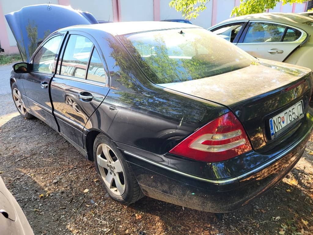 Mercedes Benz W203 C 3,2i 160kw