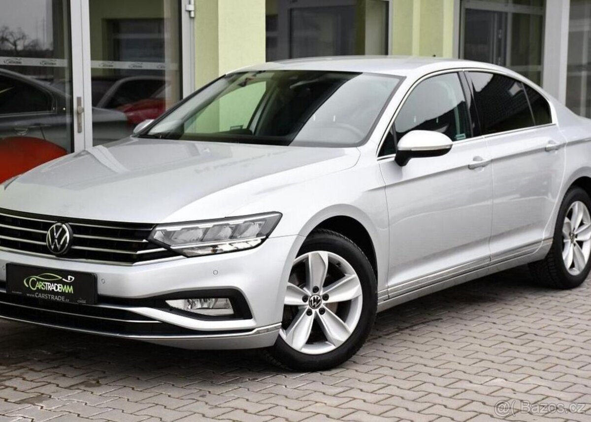 Volkswagen Passat 2,0 TDI ELEGANCE NAVI ACC